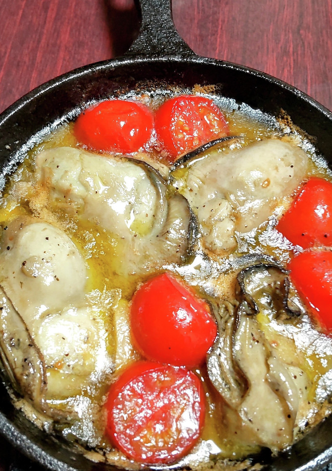 牡蠣のアヒージョ♪レモンが隠し味よん-レシピのメイン写真