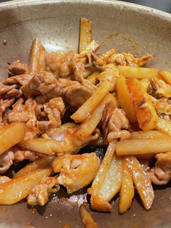じゃがいもと豚肉のケチャップ炒め-レシピのメイン写真