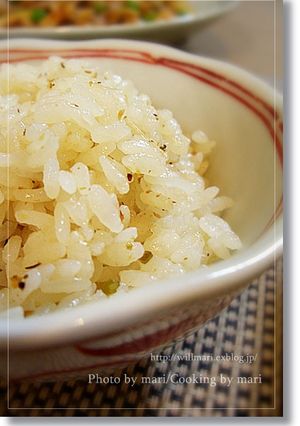 出汁パックで味付けご飯-レシピのメイン写真