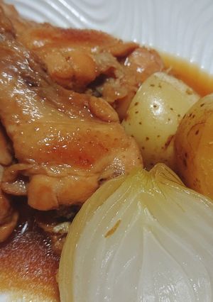 簡単! 手羽元と新じゃがの炊飯器煮-レシピのメイン写真