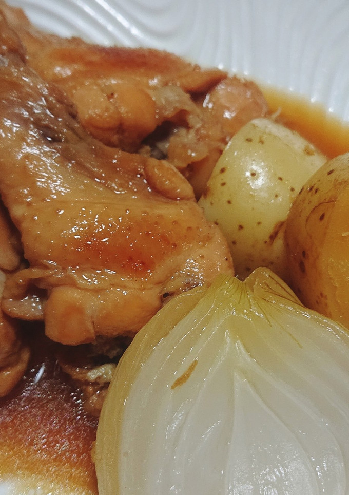 簡単！ 手羽元と新じゃがの炊飯器煮-レシピのメイン写真