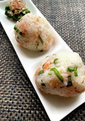 酒ハラスと紫蘇の旨味おにぎり-レシピのメイン写真
