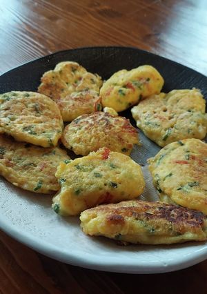 子供も喜ぶ豆腐で作るふわふわ焼き♪-レシピのメイン写真