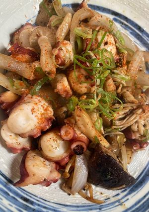 タコとキノコのバター炒め-レシピのメイン写真
