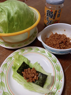 鶏そぼろ納豆のレタス包み-レシピのメイン写真