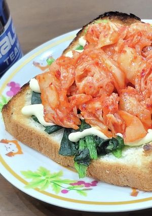 ほうれん草✕キムチのトースト-レシピのメイン写真