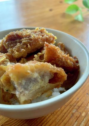 市販のタレと市販のカツで簡単カツ丼！-レシピのメイン写真