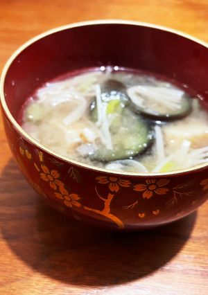 ナスと厚揚げの生姜が効いたホッと味噌汁-レシピのメイン写真