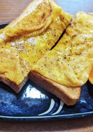 甘じょっぱいたまご焼きトースト❣-レシピのメイン写真