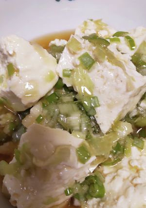 お豆腐をちぎったらねぎ塩で味つけ~-レシピのメイン写真