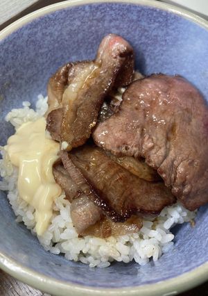 シンプルな焼肉丼-レシピのメイン写真