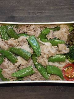 レンジで★スナップエンドウと豚肉の丼弁当-レシピのメイン写真