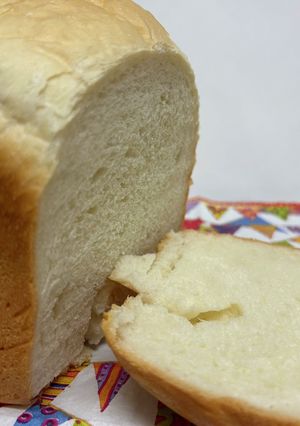 HB食パン(アーモンドプードル入り)-レシピのメイン写真