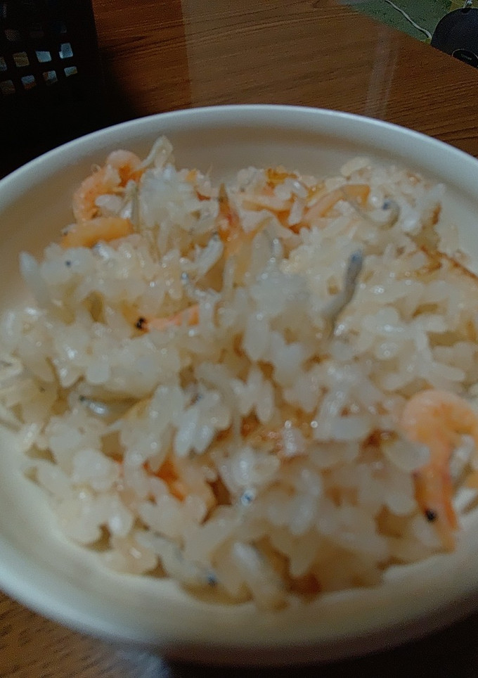 桜海老としらすの炊き込みご飯-レシピのメイン写真