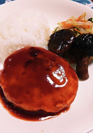 給食の手作り大豆とチーズ入りハンバーグ-レシピのメイン写真