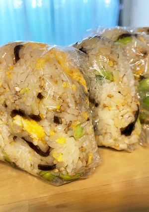 【備忘録】枝豆と塩昆布と卵のおにぎり-レシピのメイン写真