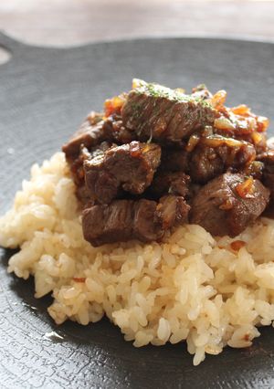 サイコロステーキ丼-レシピのメイン写真