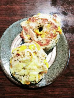 バジル&コーン&チーズ丸ベーグル-レシピのメイン写真