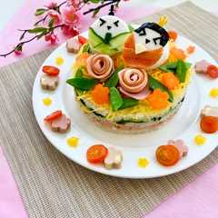 รูปของ ハムのバラが華やか♪酢めしでおひなケーキ