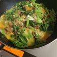 小松菜とサバ水煮缶の卵炒め♪簡単一品
