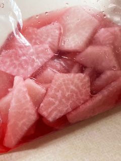 大根を梅酢に浸すだけ お弁当の箸休めに-レシピのメイン写真