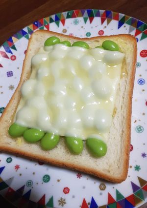 蜂蜜とろ～り枝豆トースト-レシピのメイン写真
