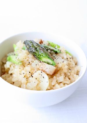 食感良い【アスパラベーコンの炊き込みご飯-レシピのメイン写真