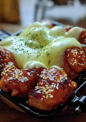 手軽に韓流気分「ヤンニョムチキンチーズ」-レシピのメイン写真