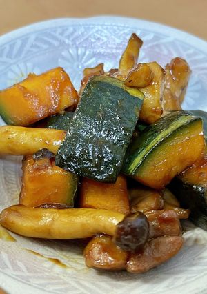 カボチャと鶏肉の黒糖甘酢炒め-レシピのメイン写真