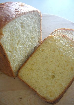 卵たっぷり♡HBでちょっとリッチな食パン-レシピのメイン写真