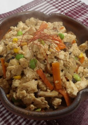 ヘルシーレシピ♪　鶏肉と炒り豆腐-レシピのメイン写真