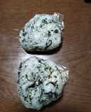 わかめ塩昆布ゆかりのおにぎり