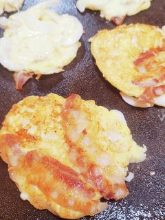 キャベツなしで節約美味♡玉ねぎお好み焼き-レシピのメイン写真