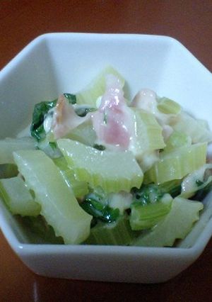 セロリ＆ベーコンの炒め物＋チーズ和え-レシピのメイン写真
