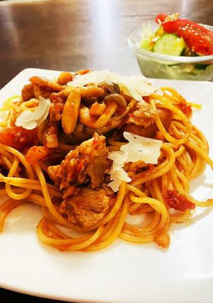 にんにくが決手のトマトソースパスタ-レシピのメイン写真