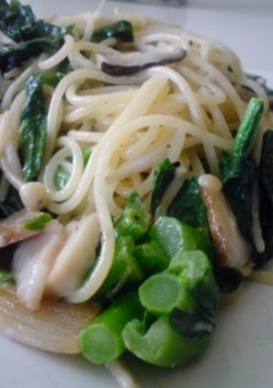 かき菜と椎茸のクリームパスタ-レシピのメイン写真