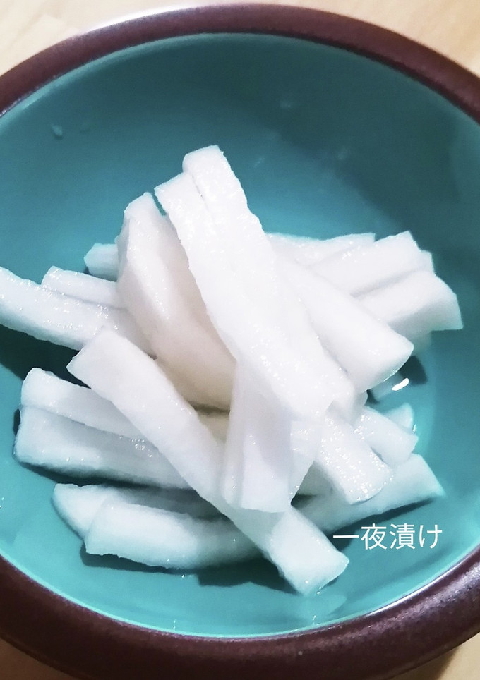 簡単に副菜一品、大根の一夜漬け-レシピのメイン写真