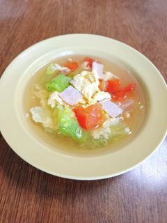 さっぱり♡レタスとトマトのスープ-レシピのメイン写真