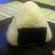 ゴマ油が香る、おかかおにぎり