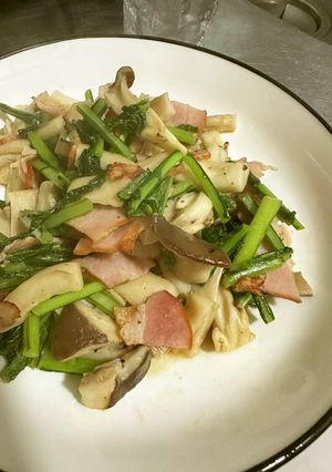 エリンギとカブの葉の炒め物-レシピのメイン写真