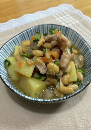 大豆とじゃがいもと鶏肉の五目煮♪-レシピのメイン写真