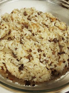 簡単!牛蒡と合い挽きそぼろの炊き込みご飯-レシピのメイン写真