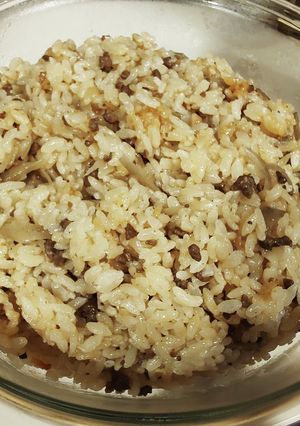 簡単!牛蒡と合い挽きそぼろの炊き込みご飯-レシピのメイン写真