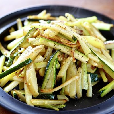 ズッキーニ　じゃがいも　野菜　セット ズッキーニ じゃがいも 野菜 セット - メルカリ