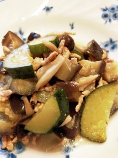 ズッキーニと茄子としめじの炒め物-レシピのメイン写真