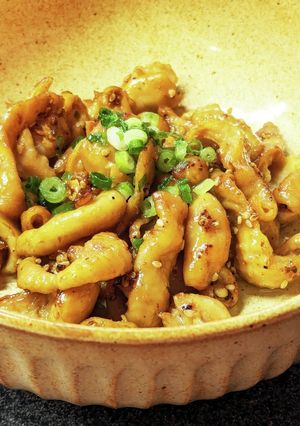 醤油酒粕だけでウマっ♡おつまみ鶏皮炒め物-レシピのメイン写真