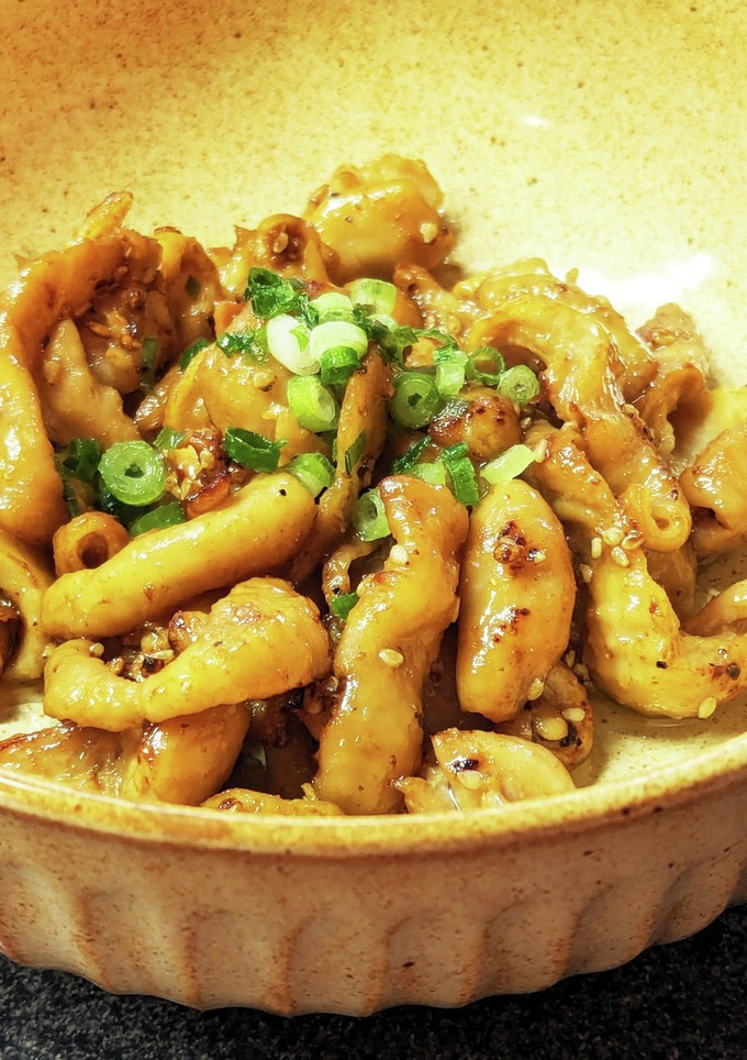 醤油酒粕だけでウマっ♡おつまみ鶏皮炒め物-レシピのメイン写真