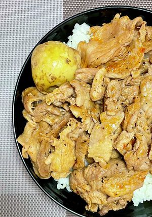 スタミナ満点豚こま丼！6/4-レシピのメイン写真