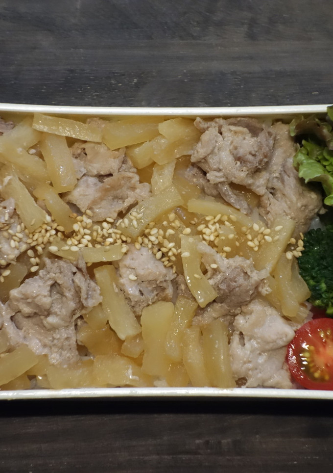 レンジで★大根と豚肉のめんつゆ煮の丼弁当-レシピのメイン写真