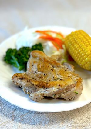 なんてズボラな!シンプル✨チキンステーキ-レシピのメイン写真